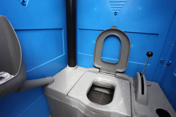 Portable Toilet Options We Offer in Phillipsburg, KS