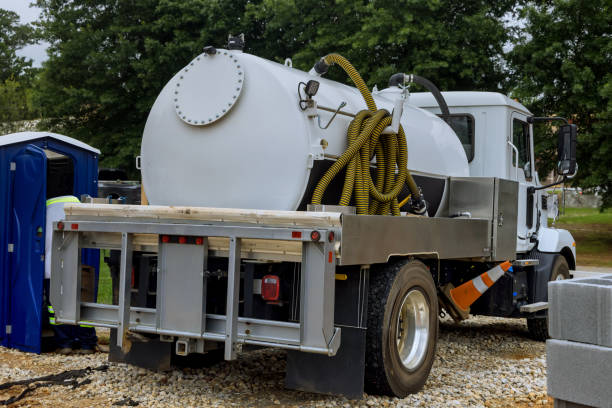 Best Construction site porta potty rental  in Phillipsburg, KS